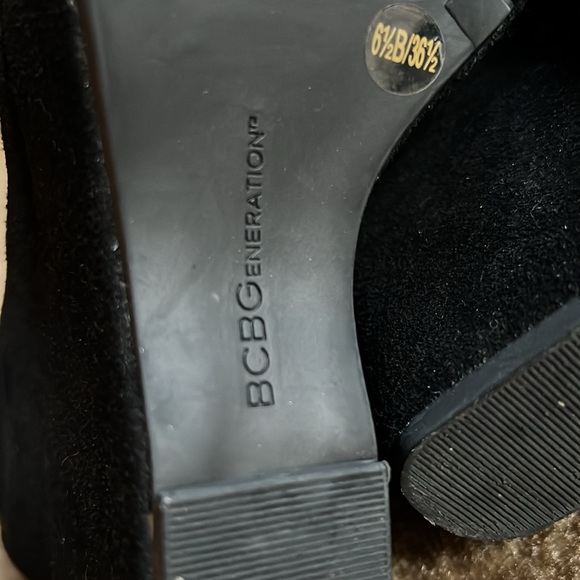 BCBGeneration black ankle lace up bootie - Picture 5 of 7